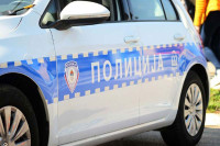 Zbog preticanja djevojkama prijetio pištoljem: Nesvakidašnji incident kod Sokoca