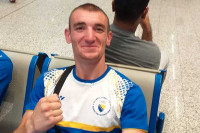 Bokser Luka Veljović pobijedio protivnika u prvom profesionalnom meču