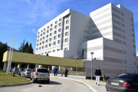 Ranjeni muškarac iz Gruda i dalje u životnoj opasnosti