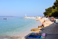 Državljanin BiH uhapšen zbog sumnje da je krao po makarskim plažama