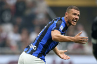 Milan bolji od Intera u derbiju, Džeko strijelac