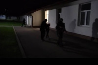 Trojac uhapšen u Prijedoru predat u Tužilaštvo BiH VIDEO
