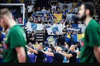 Navijači košarkaške reprezentacije BiH opet s ljiljanima na tribinama