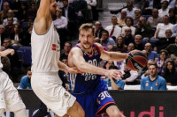 Zoran Dragić zbog povrede završio Evrobasket
