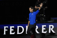 Odlazak švajcarskog maestra, Federer uz suze i ovacije otišao u penziju