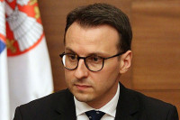 Петковић: Свако ко подржава укидање српских регистрација угрожава дијалог