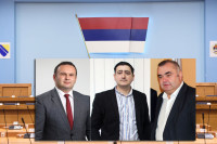 Pomjeranja i na lokalnom nivou: Ćosić ostaje gradonačelnik, Stevanović nije siguran