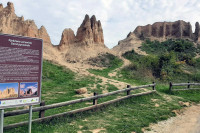 Pješčane piramide kod Miljevine nezaobilazne sve većem broju turista