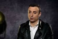 Berbatov:"Čekaj malo, vi ste Srbija? Ne, Slovenija, ali pričamo srpski" VIDEO