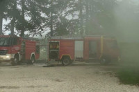 Ugašen požar u krugu fabrike u Krupačkim stijenama