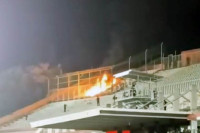 Navijači Veleža zapalili strolice na stadionu "Pod Bijelim brijegom"