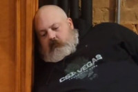 Godinu dana se pravio mrtav da bi dobio ulogu mrtvaca u seriji