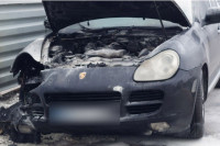 Policija otkrila ko je zapalio skupocjeni “porše” u Banjaluci, uhapšen jedan osumnjičeni