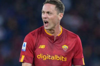 Nemanja Matić donio bod Romi u 94. minutu