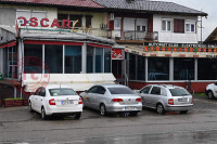 Bačena bomba na kafić u Trnu