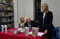Promovisana "Mala zbirka velikih promisli"
