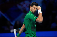 Đoković osvojio prvi set u u finalu turnira u Torinu