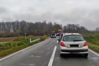 Težak udes na putu Bijeljina-Rača: U sudaru 2 automobila ima povrijeđenih