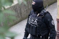 Pripadnici SIPA-e pretresaju na području Tuzle