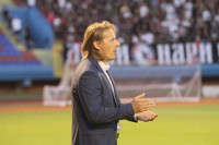 Krunić blizu klupe Nižnjeg