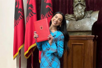 Dua Lipa dobila albansko državljanstvo