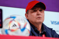 Stojković odredio startnu postavu za Kamerun, Kostić u timu