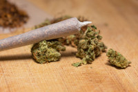 U pretresima pronađena droga i duvan