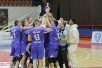 Odbojkašima Radnika trofej nakon 20 godina