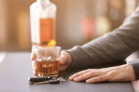 Vozio sa 4,04 promila alkohola u krvi, pa skrivio udes