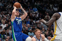 Luka Dončić novim "tripl-dablom" donio pobjedu Dalas protiv Golden Stejta