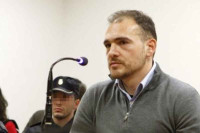 Лука Бојовић се послије десет година враћа у Србију