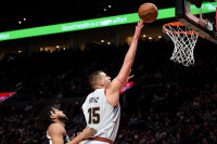 Denver nošen Jokićem u dramatičnoj završnici savladao Portland