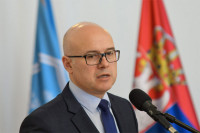 Вучевић: "Спремни смо да пошаљемо војску на Косово"