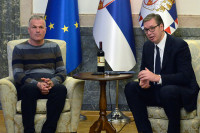 Вучић примио винара Срђана Петровића из Велике Хоче и његову породицу