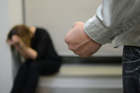 Сурчинац (72) претукао супругу, пунца и сина