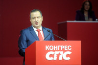 Дачић остаје на челу странке