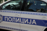 Дјевојка слетјела у ливаду и погинула, малољетни брат испао из аута