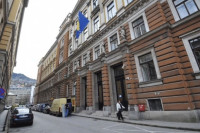 Potvrđena optužnica protiv direktora za nezakonito zapošljavanje sina