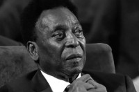 Preminuo Pele
