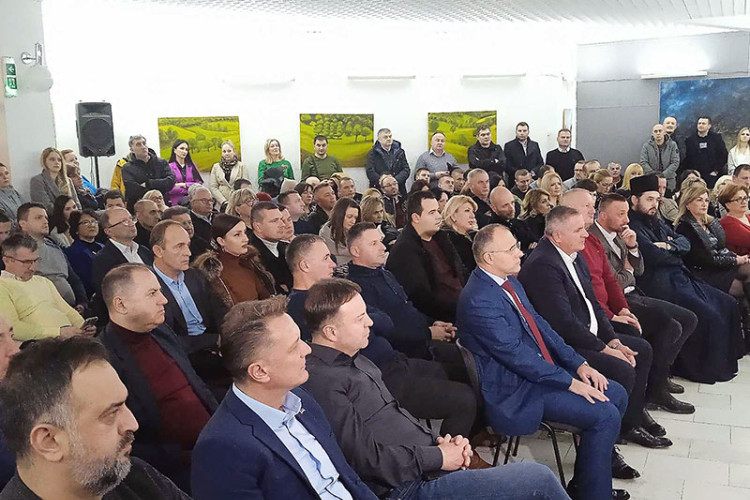 Презентована сабрана дјела Милорада Додика