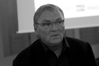 Preminuo Zoran Kalezić