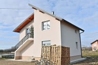Породица Драгојевић из Дервенте уселила у топли дом