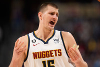 Jokić (još jednom) uradio ono što niko nije u istoriji NBA (VIDEO)