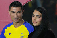 Georgina objavila provokativne fotografije, Ronaldov komentar pokupio više od 10.000 lajkova