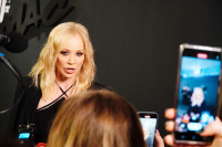 Sara Jo, Konstrakta, Jelena Rozga, Petar Grašo prošetali crvenim tepihom MAC-a