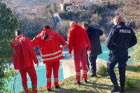 Drama u Mostaru: Bjegunac skočio u Neretvu, sudski policajac koji je trčao za njim povrijeđen