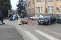 Sudar “audija” i motocikla kod Doma sindikata