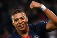 FIFA objavila finaliste za najboljeg fudbalera godine: Karim Benzema, Kilijan Mbape ili Lionel Mesi