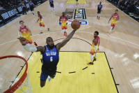 NBA: Tim Janisa Adetokumba pobjedio tim Lebrona Džejmsa sa 184:175