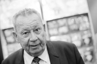 Preminuo legendarni francuski fudbaler